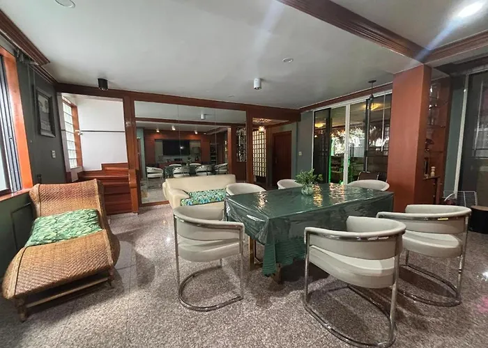 Alloggio in famiglia The Oasis On 8 Cozy Homestay&café *