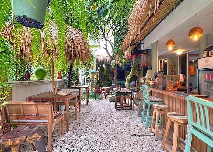 Alloggio in famiglia The Oasis On 8 Cozy Homestay&café