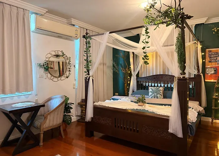 The Oasis On 8 Cozy Homestay&café Alloggio in famiglia *